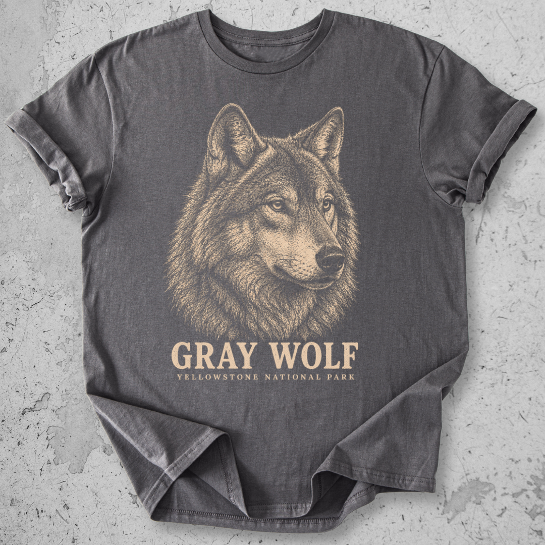 Gray Wolf Yellowstone  T-Shirt