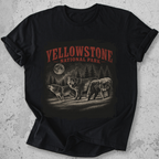 Yellowstone Wolves Vintage    T-Shirt